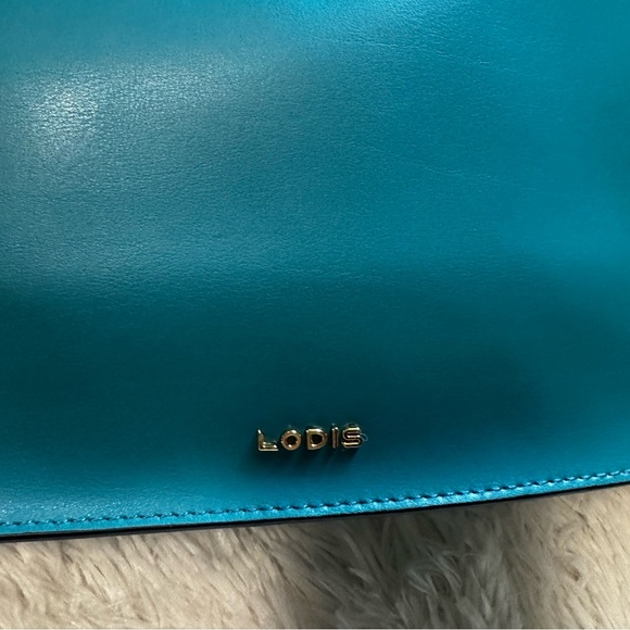 🔥PRICE DROP🔥NEW!! Lodis Blue Shoulder Bag with Glossy Finish - Picture 9 of 9